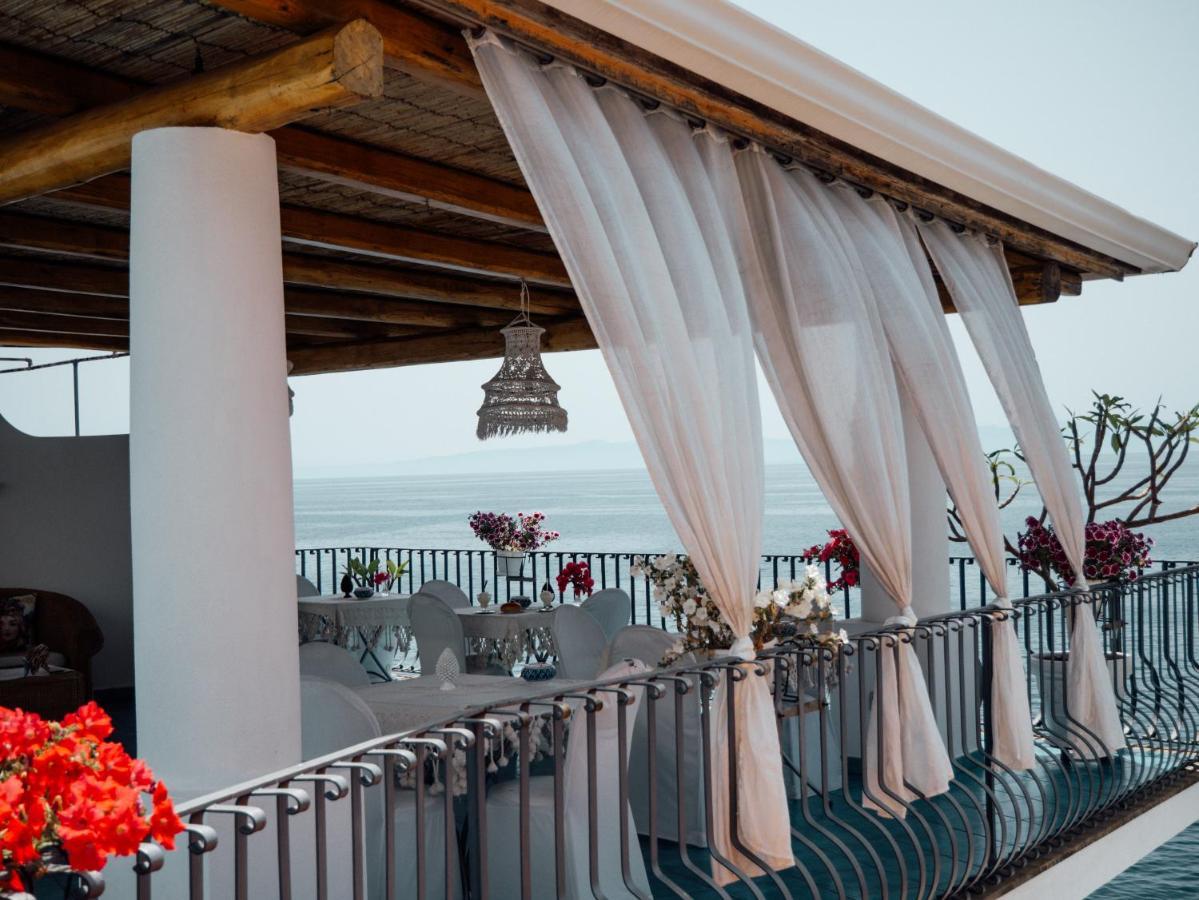 B&B Alta Marea Lipari מראה חיצוני תמונה