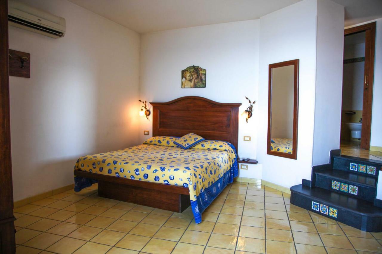 B&B Alta Marea Lipari מראה חיצוני תמונה
